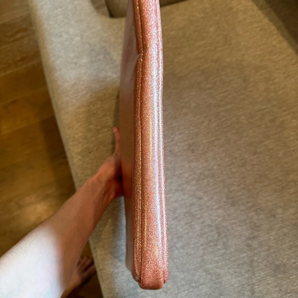 Gorgeous Sparkling Kate Spade Computer Case in Rose Gold💖 Excellent Condition!